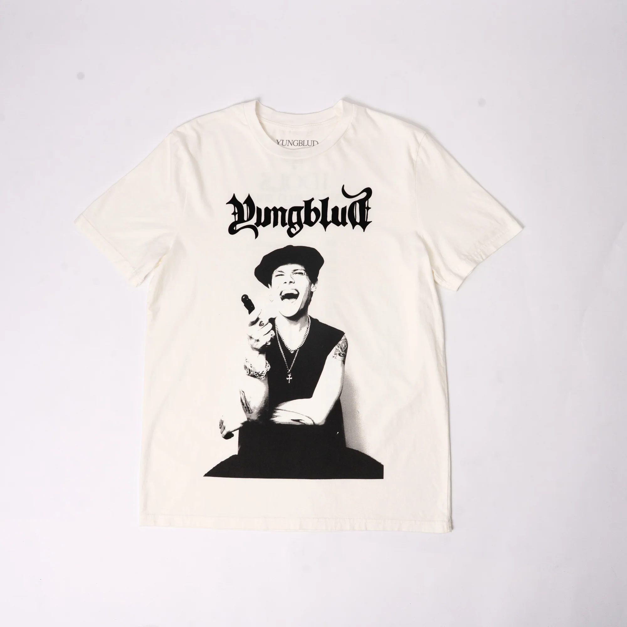 LAUGHING T-SHIRT